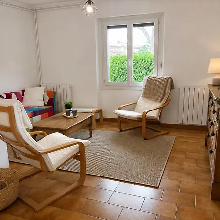 Holiday home Maison Avec Jardin, Wifi, Quartier Calme De Valence (Drome)