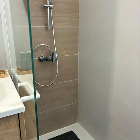 Maison Avec Jardin, Wifi, Quartier Calme De