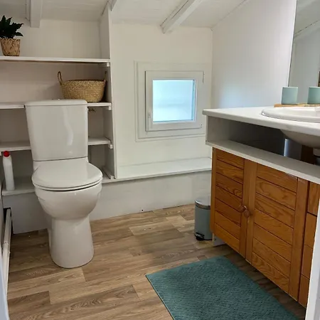 Holiday home Maison Avec Jardin, Wifi, Quartier Calme De