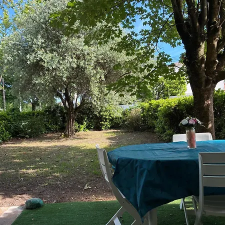 Maison Avec Jardin, Wifi, Quartier Calme De Holiday home